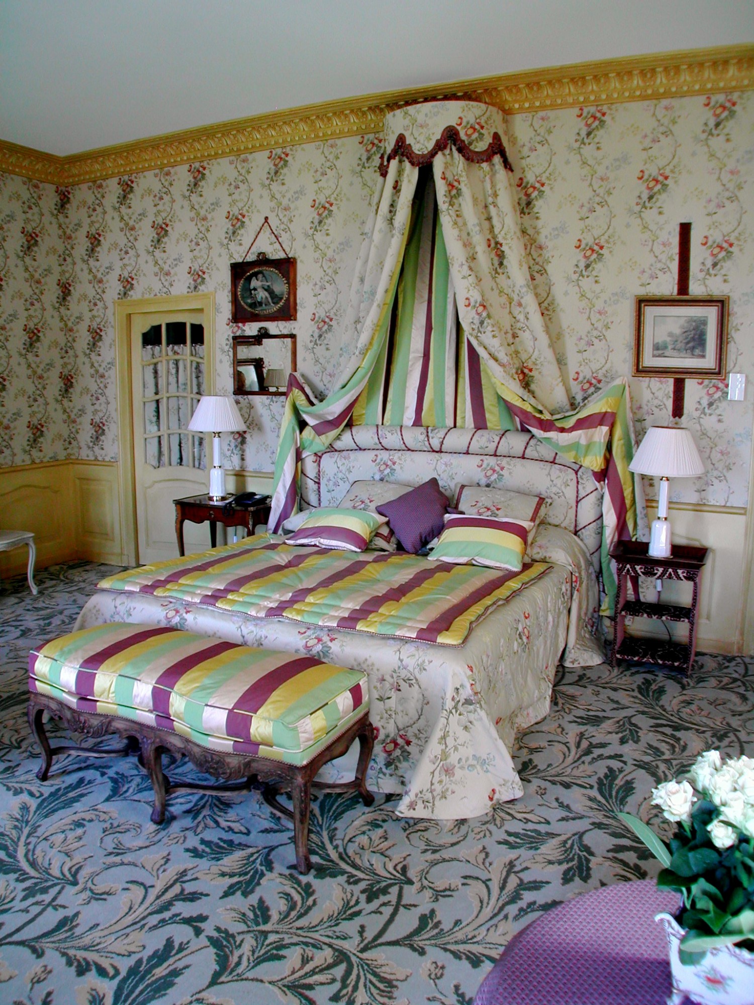 Hotel restaurant chateau Mirambeau chambres et suites